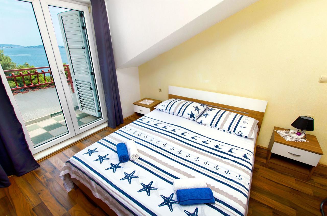 Apartments Martina Marina Exterior photo